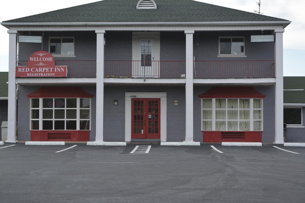 Red Carpet Inn & Suites New Cumberland Exterior photo