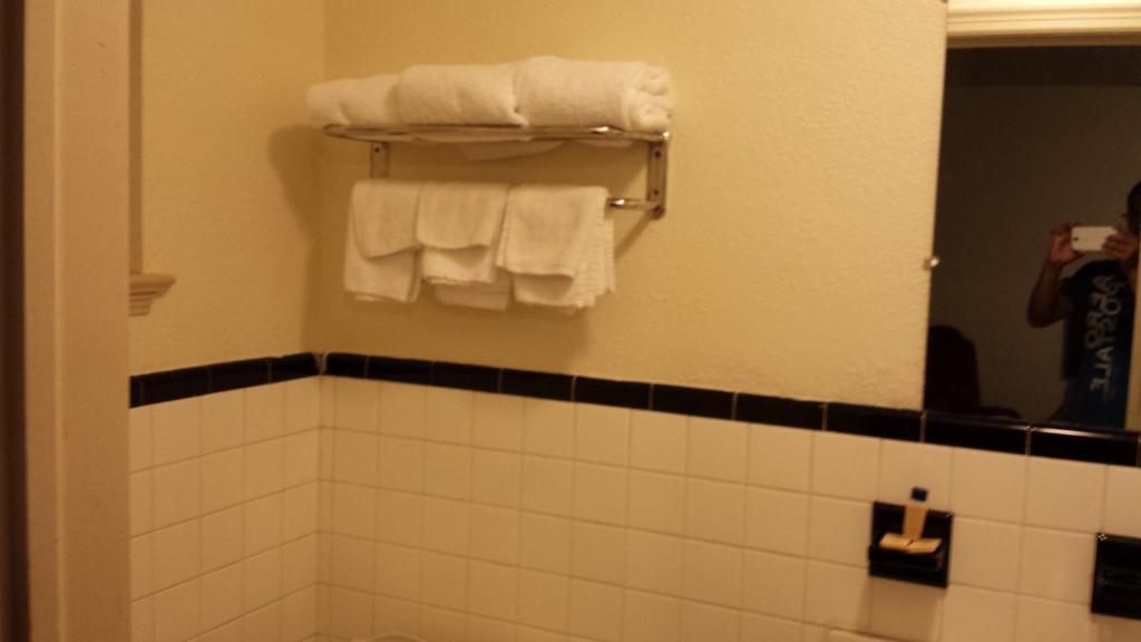 Red Carpet Inn & Suites New Cumberland Room photo